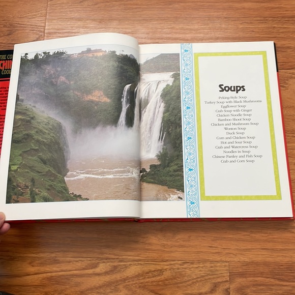 The Complete Chinese Cookbook - Picture 5 of 9